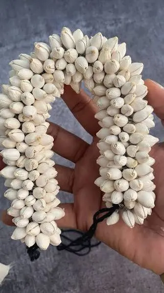 Jasmine flowers from the Tied flowers category